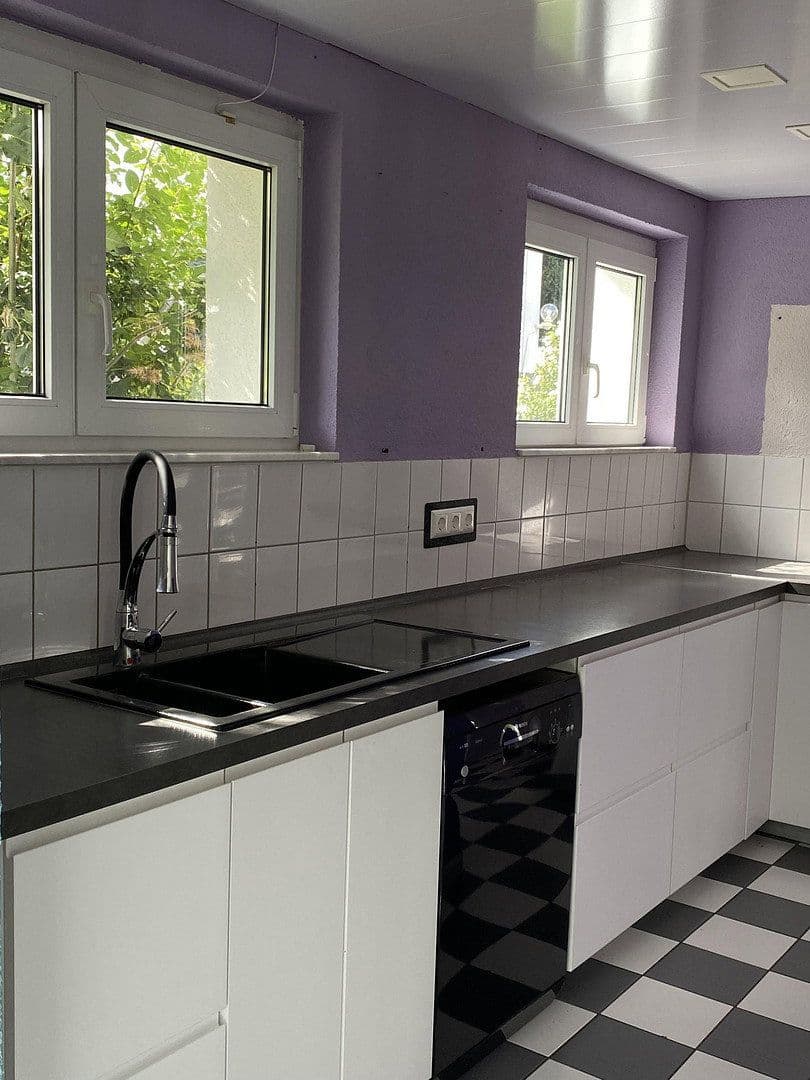 Predaj domu 140 m², pozemok 590 m², Cleebronn, Bádensko-Wurttembersko Predaj domu 140 m², pozemok 590 m², Cleebronn, Bádensko-Wurttembersko