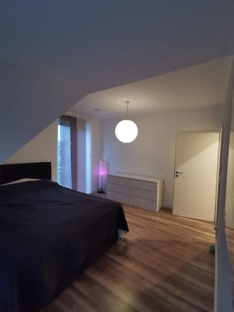 Prenájom domu 190 m², pozemok 500 m², Hamburg, Hamburg Prenájom domu 190 m², pozemok 500 m², Hamburg, Hamburg