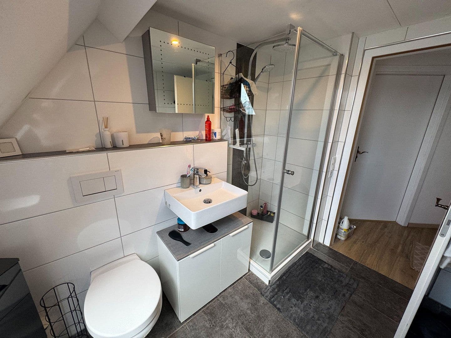 Predaj domu 164 m², pozemok 397 m², Ehingen (Donau), Bádensko-Wurttembersko Predaj domu 164 m², pozemok 397 m², Ehingen (Donau), Bádensko-Wurttembersko