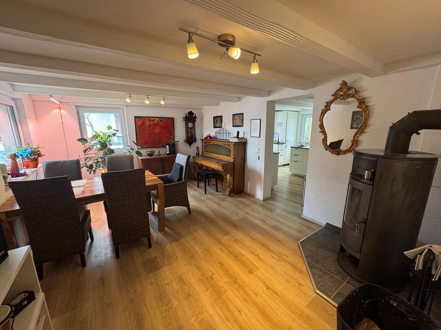 Predaj domu 164 m², pozemok 397 m², Ehingen (Donau), Bádensko-Wurttembersko Predaj domu 164 m², pozemok 397 m², Ehingen (Donau), Bádensko-Wurttembersko