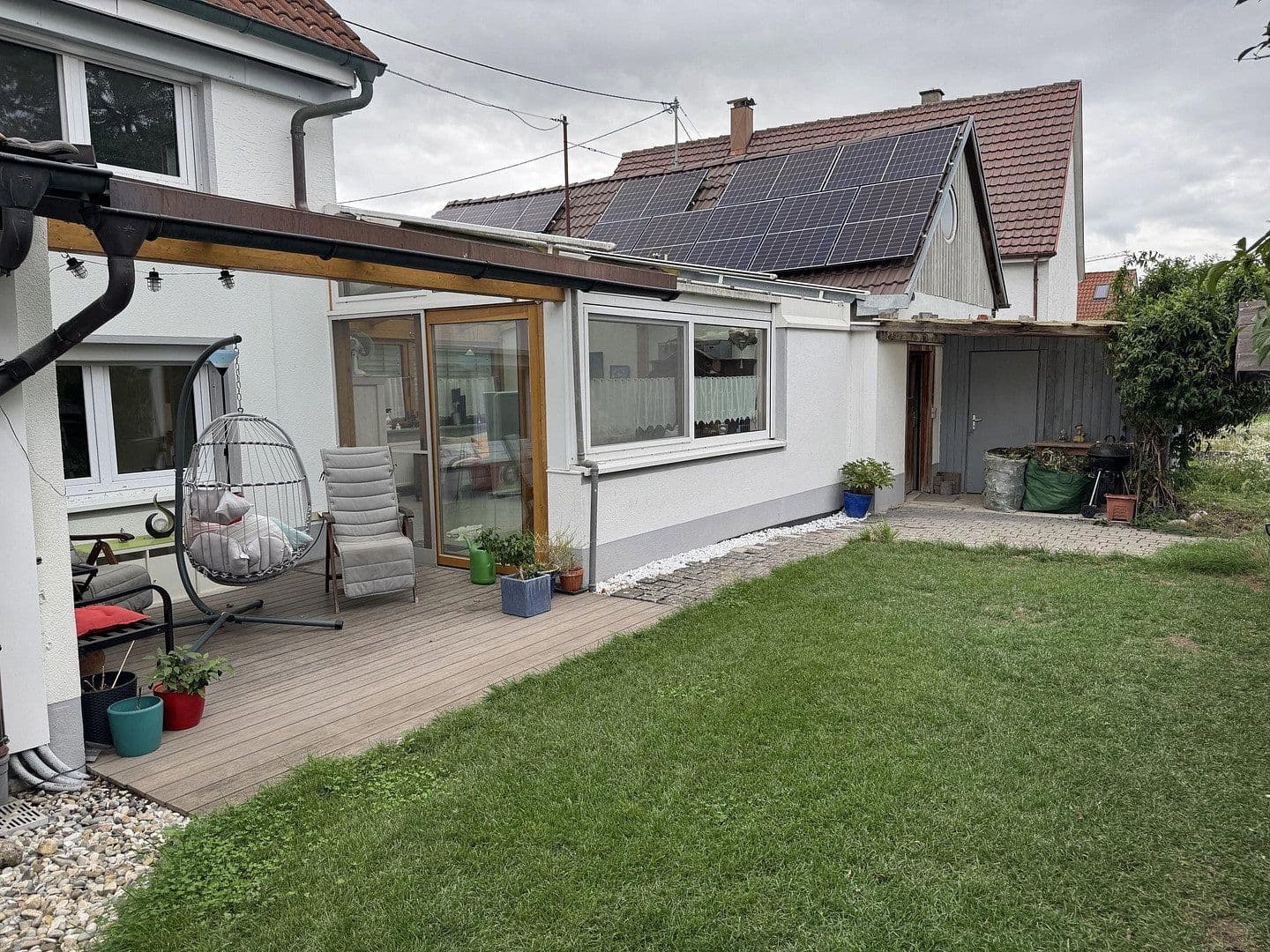 Predaj domu 164 m², pozemok 397 m², Ehingen (Donau), Bádensko-Wurttembersko Predaj domu 164 m², pozemok 397 m², Ehingen (Donau), Bádensko-Wurttembersko