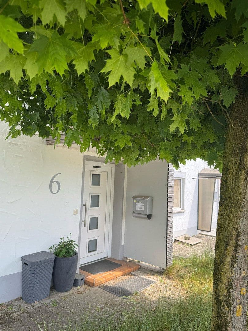 Predaj domu 164 m², pozemok 397 m², Ehingen (Donau), Bádensko-Wurttembersko Predaj domu 164 m², pozemok 397 m², Ehingen (Donau), Bádensko-Wurttembersko