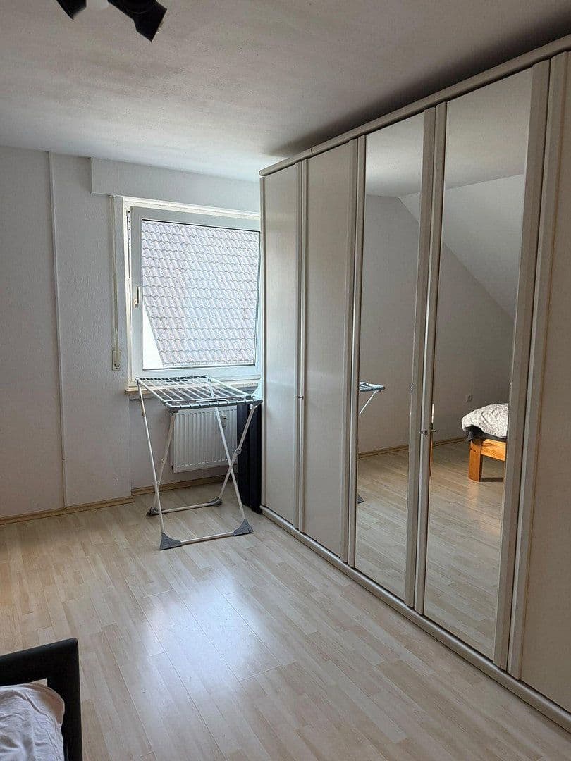 Prenájom bytu 2-izbový 60 m², Neichener Str. 20, Overath, Severné Porýnie - Westfálsko Prenájom bytu 2-izbový 60 m², Neichener Str. 20, Overath, Severné Porýnie - Westfálsko