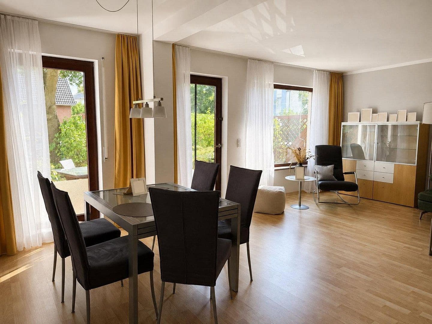 Predaj domu 125 m², pozemok 348 m², Berlin, Berlín Predaj domu 125 m², pozemok 348 m², Berlin, Berlín