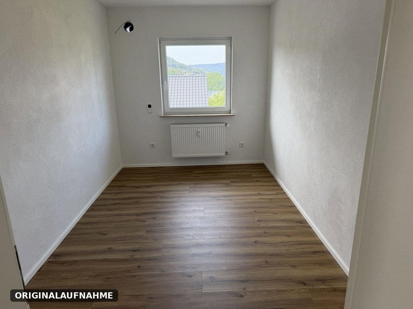 Prenájom bytu 4-izbový 100 m², Neckargemünd, Bádensko-Wurttembersko Prenájom bytu 4-izbový 100 m², Neckargemünd, Bádensko-Wurttembersko