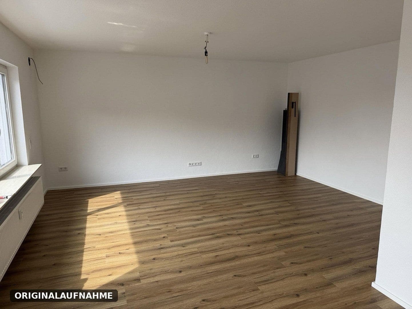 Prenájom bytu 4-izbový 100 m², Neckargemünd, Bádensko-Wurttembersko Prenájom bytu 4-izbový 100 m², Neckargemünd, Bádensko-Wurttembersko