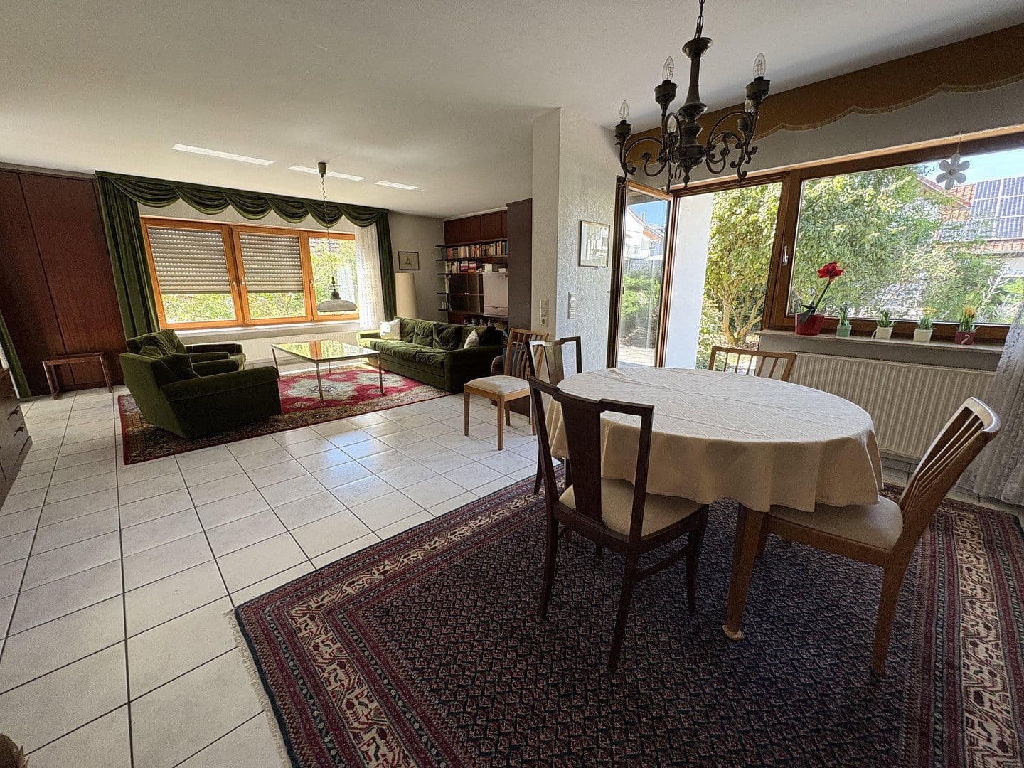 Predaj domu 265 m², pozemok 666 m², Bad Rappenau, Bádensko-Wurttembersko Predaj domu 265 m², pozemok 666 m², Bad Rappenau, Bádensko-Wurttembersko