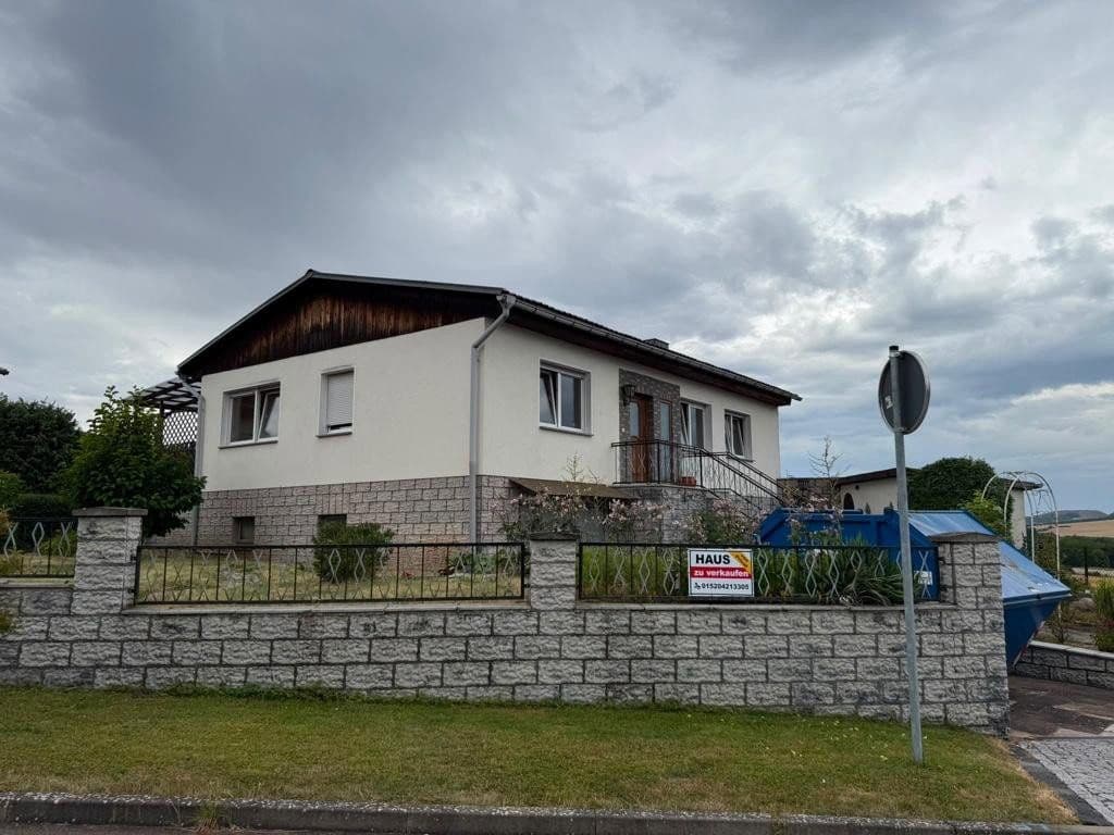 Predaj domu 110 m², pozemok 670 m², Österstieg 249, Niedergebra, Durínsko Predaj domu 110 m², pozemok 670 m², Österstieg 249, Niedergebra, Durínsko