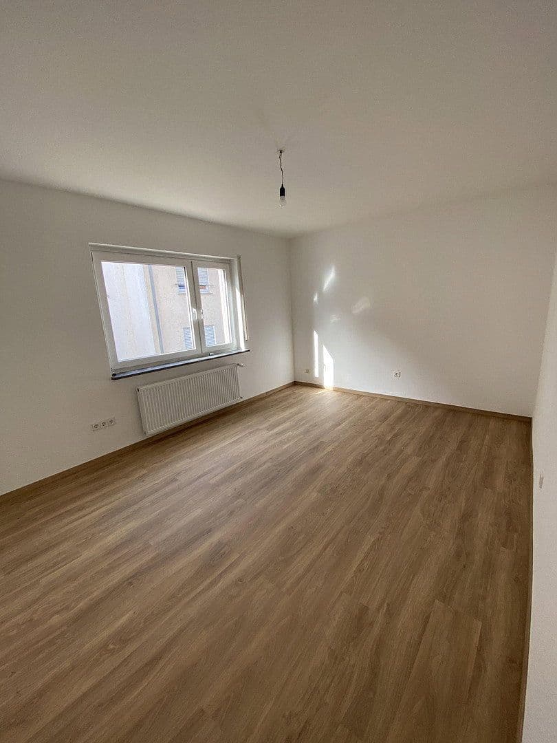 Prenájom bytu 3-izbový 87 m², Hohberg, Bádensko-Wurttembersko Prenájom bytu 3-izbový 87 m², Hohberg, Bádensko-Wurttembersko