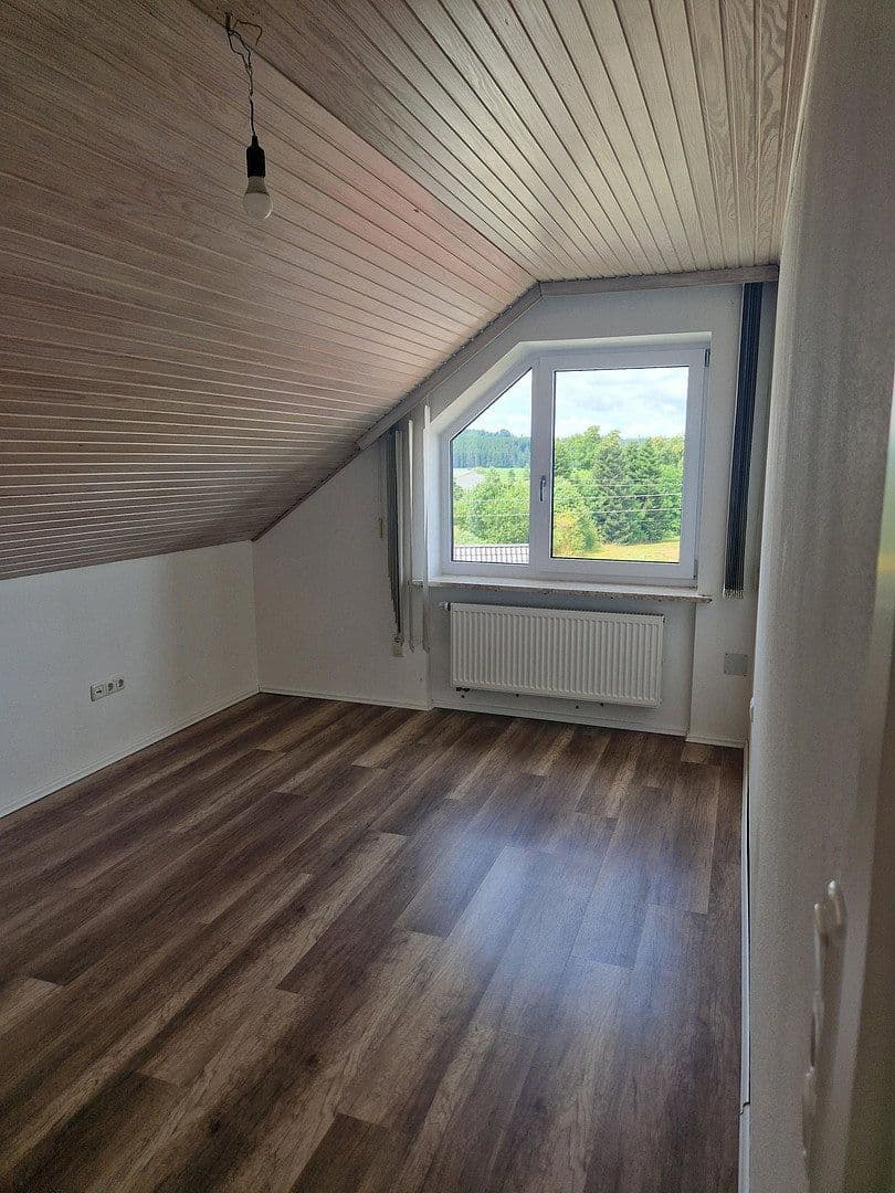 Prenájom bytu 3-izbový 73 m², Diedorf, Bavorsko Prenájom bytu 3-izbový 73 m², Diedorf, Bavorsko