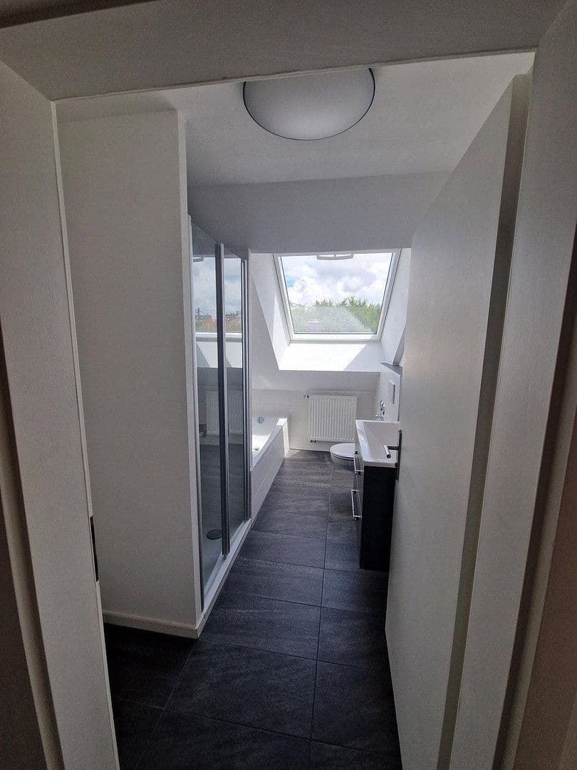 Prenájom bytu 3-izbový 73 m², Diedorf, Bavorsko Prenájom bytu 3-izbový 73 m², Diedorf, Bavorsko