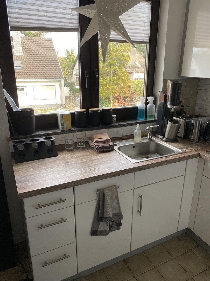 Prenájom bytu 2-izbový 70 m², Ratingen, Severné Porýnie - Westfálsko Prenájom bytu 2-izbový 70 m², Ratingen, Severné Porýnie - Westfálsko
