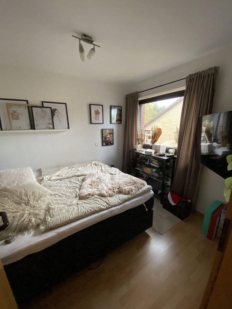 Prenájom bytu 2-izbový 70 m², Ratingen, Severné Porýnie - Westfálsko Prenájom bytu 2-izbový 70 m², Ratingen, Severné Porýnie - Westfálsko
