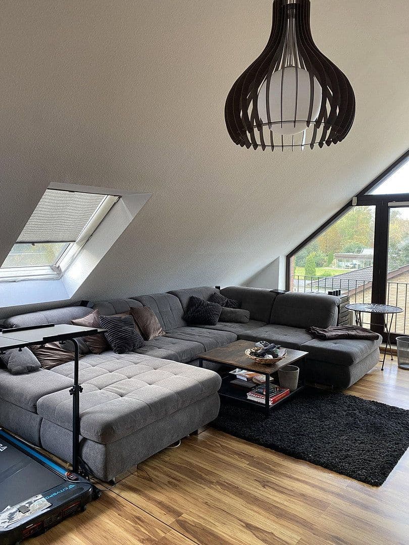 Prenájom bytu 2-izbový 70 m², Ratingen, Severné Porýnie - Westfálsko Prenájom bytu 2-izbový 70 m², Ratingen, Severné Porýnie - Westfálsko