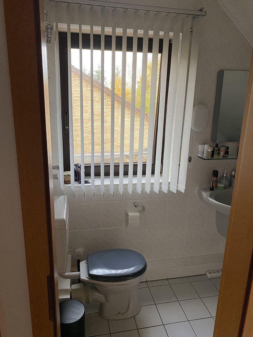 Prenájom bytu 2-izbový 70 m², Ratingen, Severné Porýnie - Westfálsko Prenájom bytu 2-izbový 70 m², Ratingen, Severné Porýnie - Westfálsko