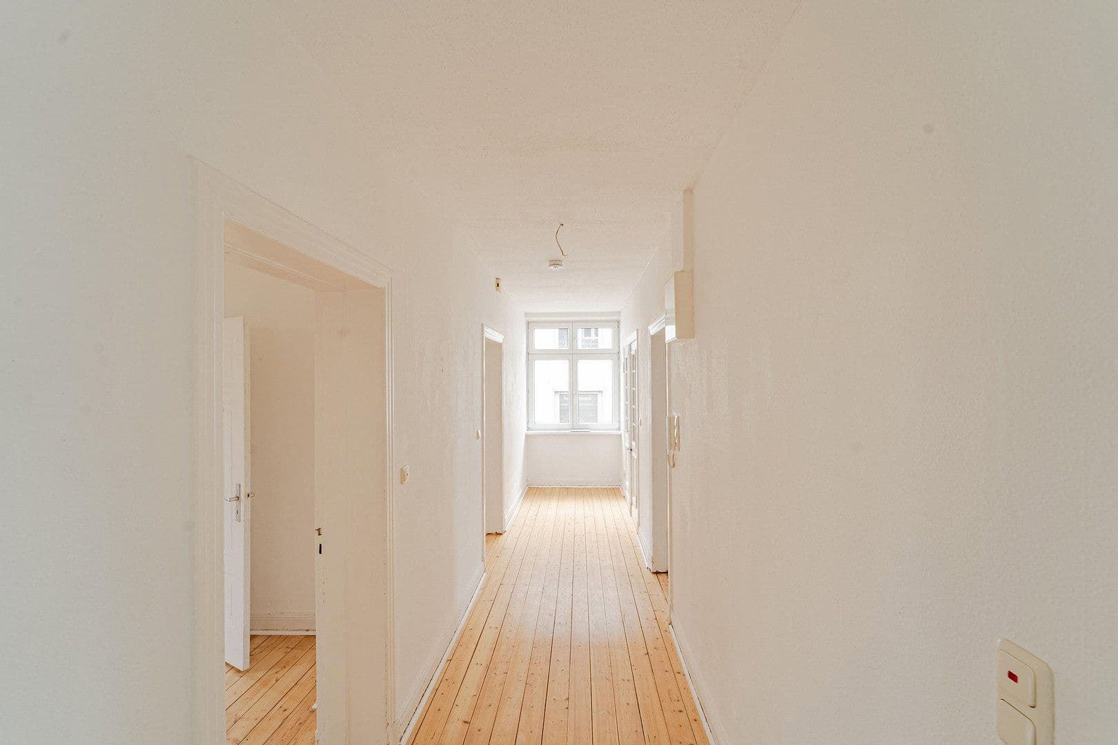 Predaj domu 266 m², pozemok 1.404 m², Schwartauer Allee 121, , Schwartauer Allee 121a, Lübeck, Šlezvicko-Holštajnsko Predaj domu 266 m², pozemok 1.404 m², Schwartauer Allee 121, , Schwartauer Allee 121a, Lübeck, Šlezvicko-Holštajnsko