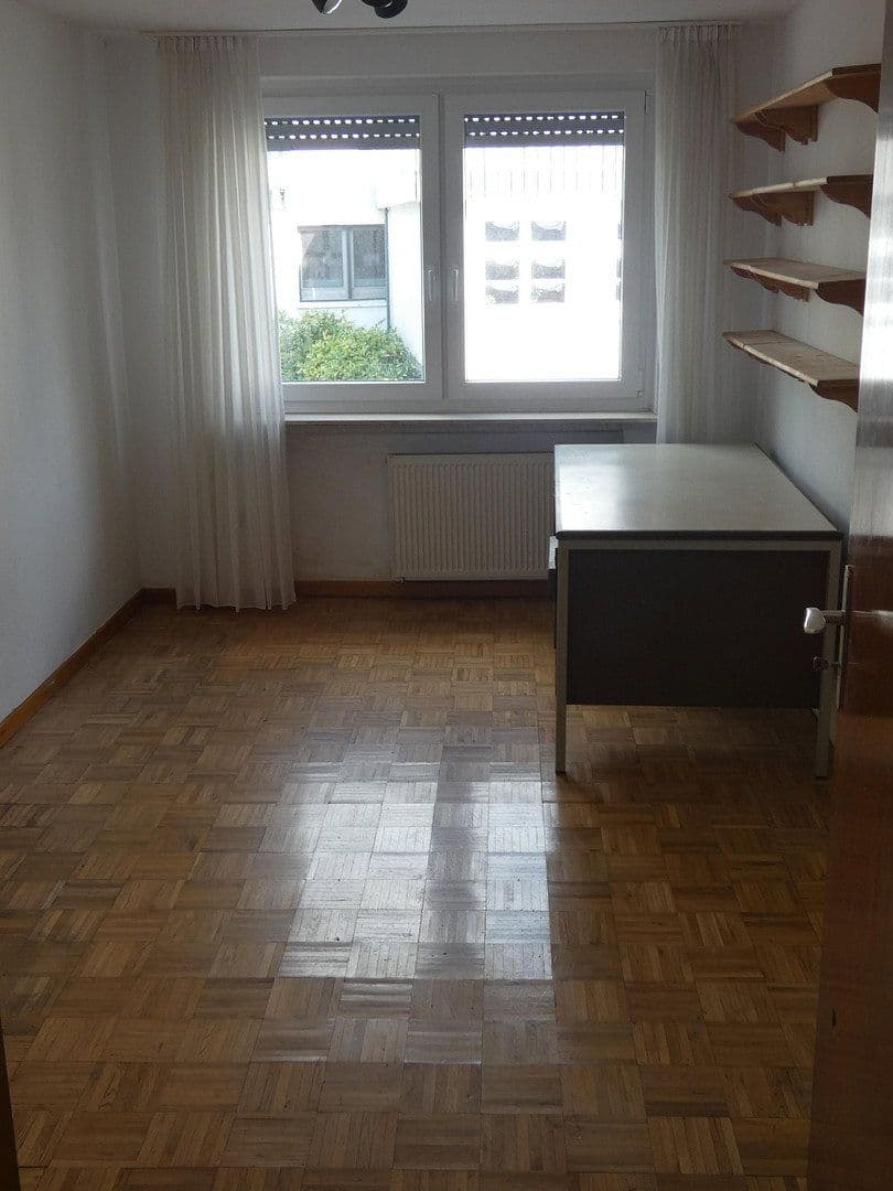 Predaj domu 279 m², pozemok 778 m², Jägerstraße 11, Warstein, Severné Porýnie - Westfálsko Predaj domu 279 m², pozemok 778 m², Jägerstraße 11, Warstein, Severné Porýnie - Westfálsko