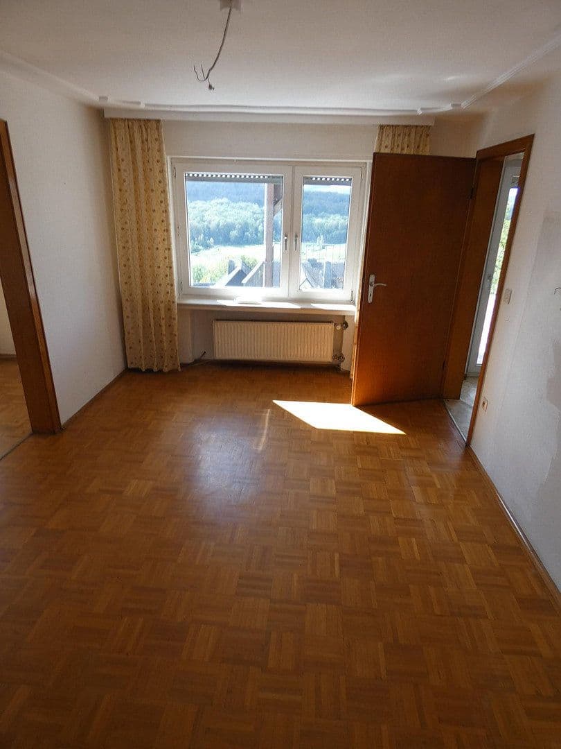 Predaj domu 279 m², pozemok 778 m², Jägerstraße 11, Warstein, Severné Porýnie - Westfálsko Predaj domu 279 m², pozemok 778 m², Jägerstraße 11, Warstein, Severné Porýnie - Westfálsko