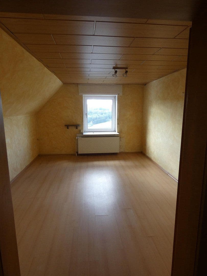 Predaj domu 279 m², pozemok 778 m², Jägerstraße 11, Warstein, Severné Porýnie - Westfálsko Predaj domu 279 m², pozemok 778 m², Jägerstraße 11, Warstein, Severné Porýnie - Westfálsko