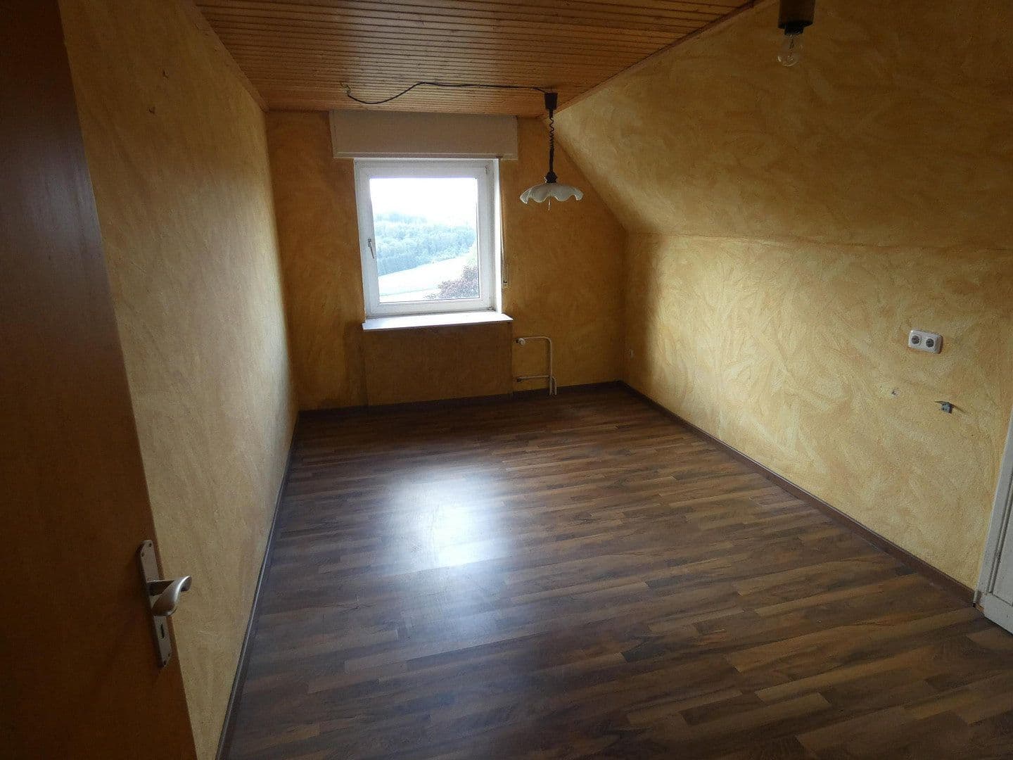 Predaj domu 279 m², pozemok 778 m², Jägerstraße 11, Warstein, Severné Porýnie - Westfálsko Predaj domu 279 m², pozemok 778 m², Jägerstraße 11, Warstein, Severné Porýnie - Westfálsko