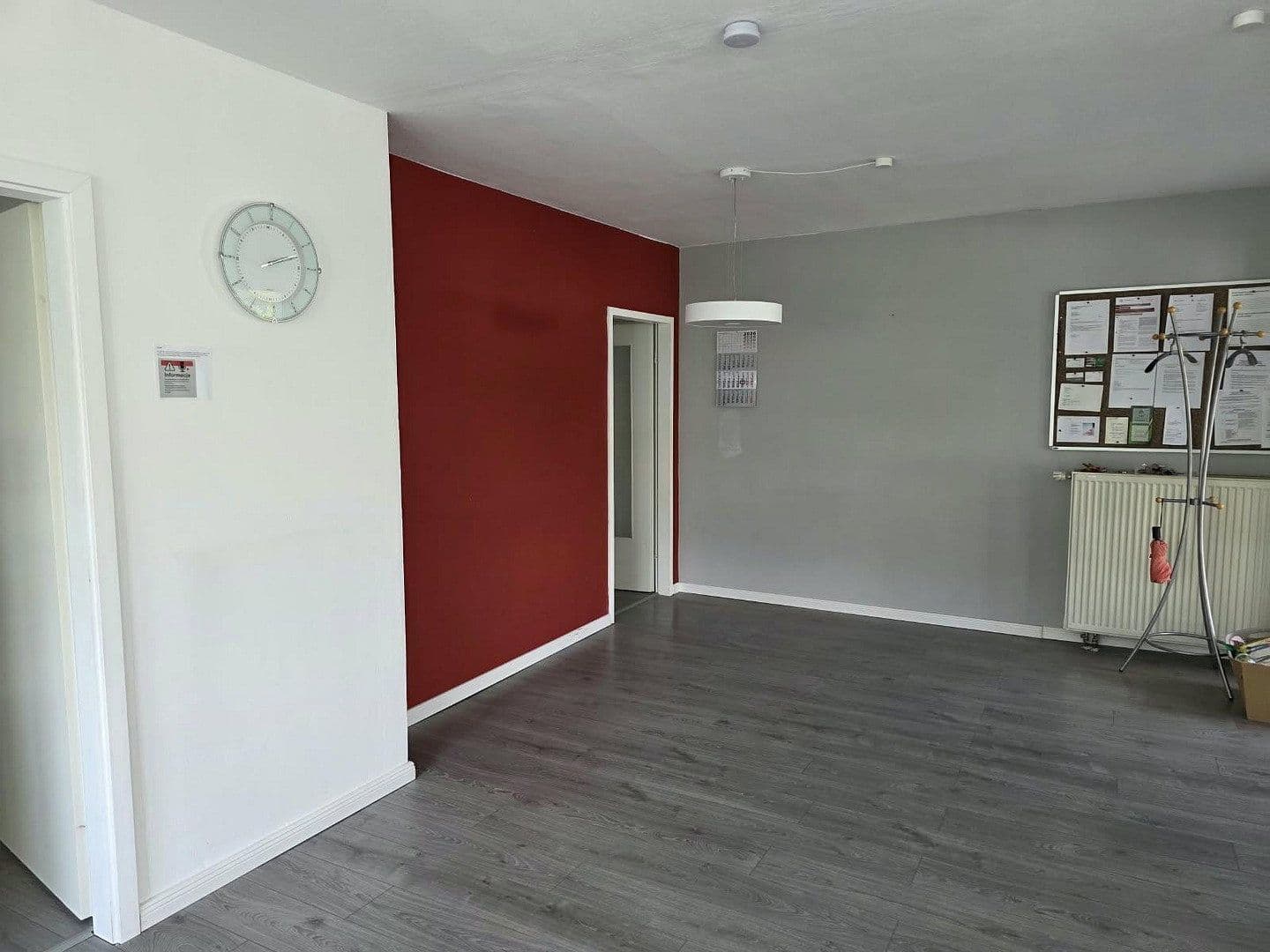 Prenájom kancelárie 105 m², Wachenheimerstr 95, Liederbach am Taunus, Hesensko Prenájom kancelárie 105 m², Wachenheimerstr 95, Liederbach am Taunus, Hesensko