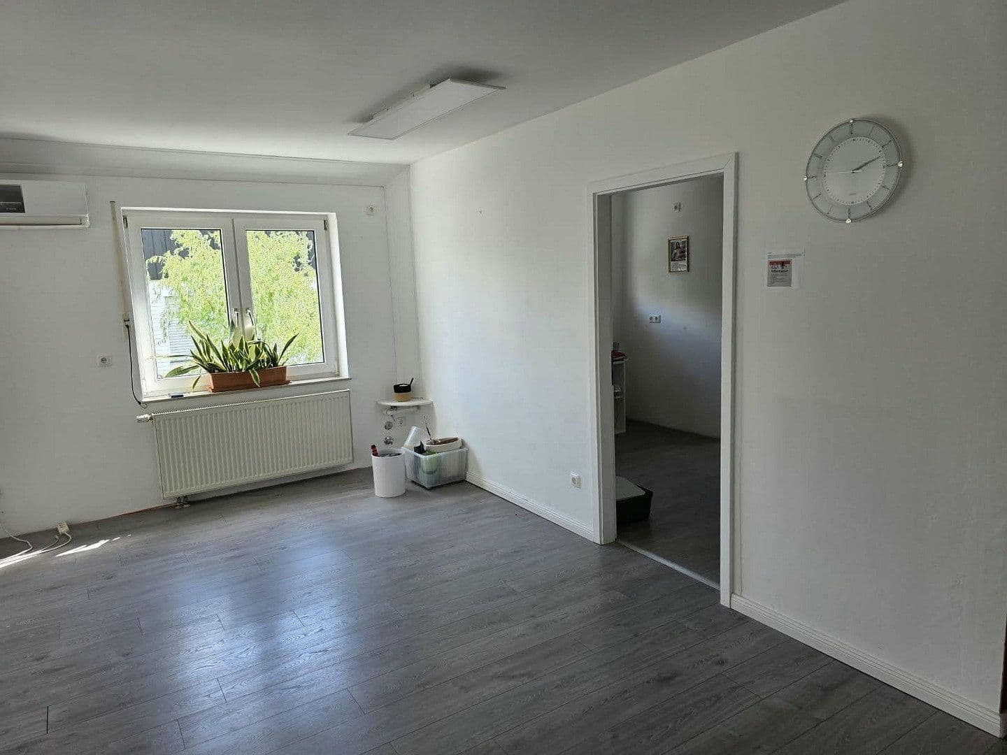 Prenájom kancelárie 105 m², Wachenheimerstr 95, Liederbach am Taunus, Hesensko Prenájom kancelárie 105 m², Wachenheimerstr 95, Liederbach am Taunus, Hesensko