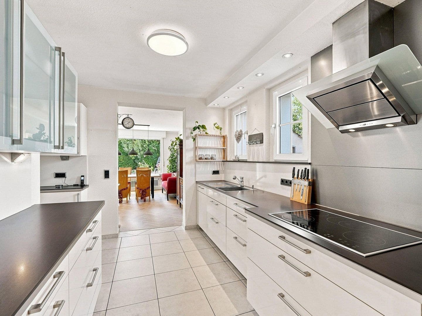 Predaj domu 191 m², pozemok 720 m², Leverkusen, Severné Porýnie - Westfálsko Predaj domu 191 m², pozemok 720 m², Leverkusen, Severné Porýnie - Westfálsko