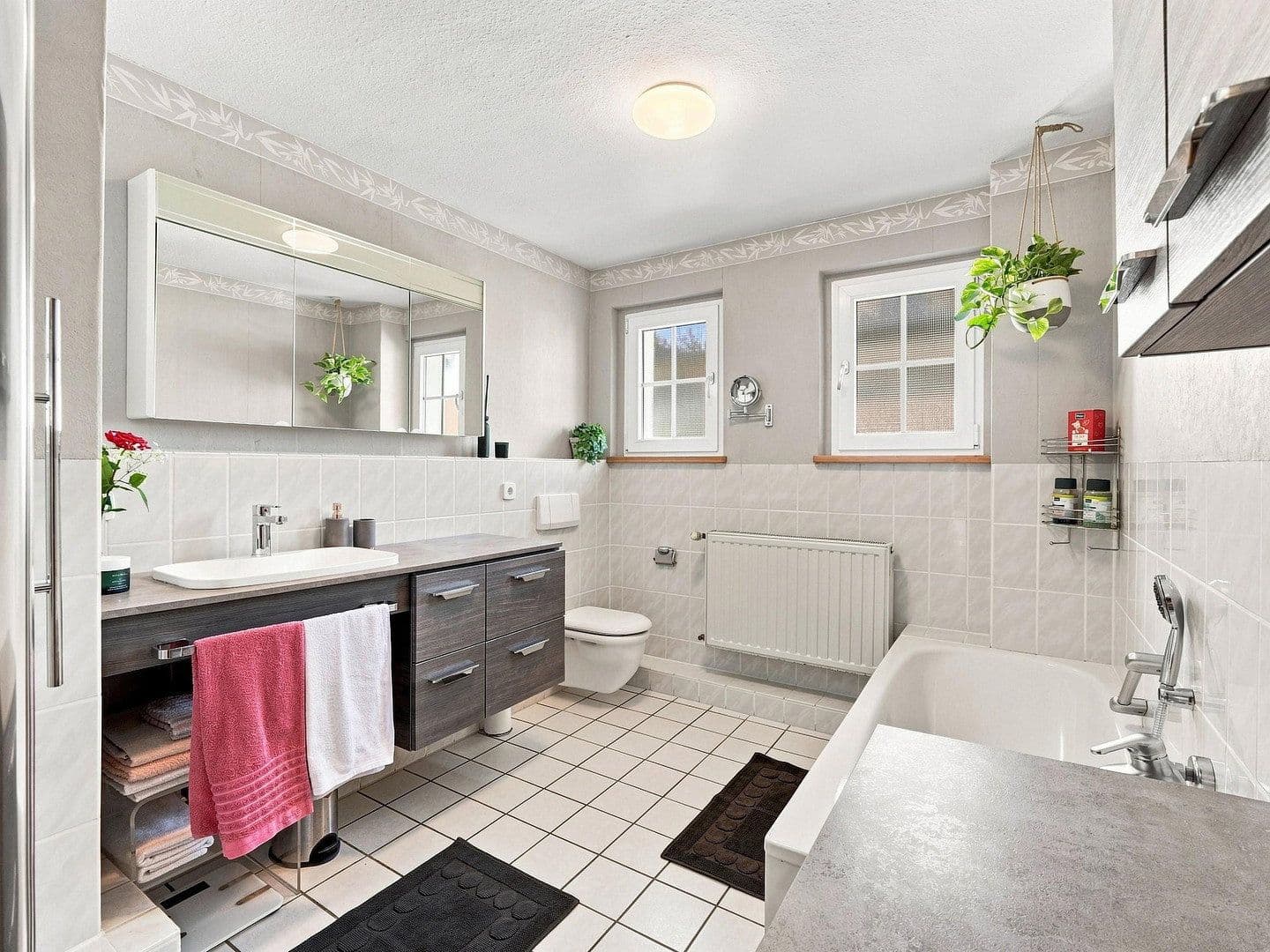 Predaj domu 191 m², pozemok 720 m², Leverkusen, Severné Porýnie - Westfálsko Predaj domu 191 m², pozemok 720 m², Leverkusen, Severné Porýnie - Westfálsko