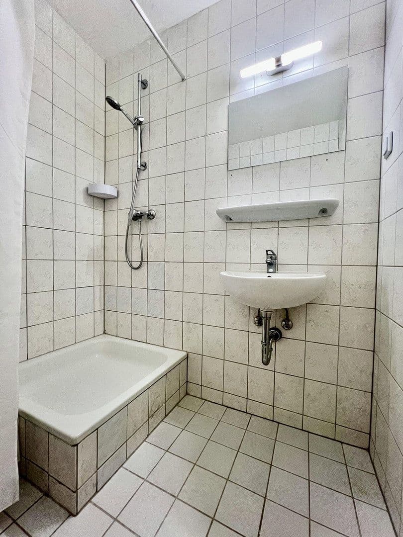 Predaj bytu 1-izbový 26 m², Saarbrücken, Sársko Predaj bytu 1-izbový 26 m², Saarbrücken, Sársko