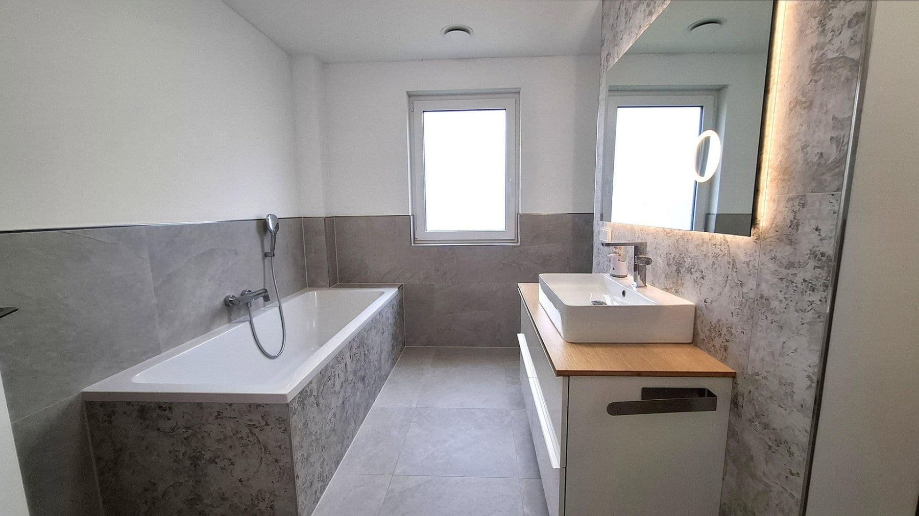 Predaj domu 134 m², pozemok 643 m², Hohnhorst, Dolné Sasko Predaj domu 134 m², pozemok 643 m², Hohnhorst, Dolné Sasko