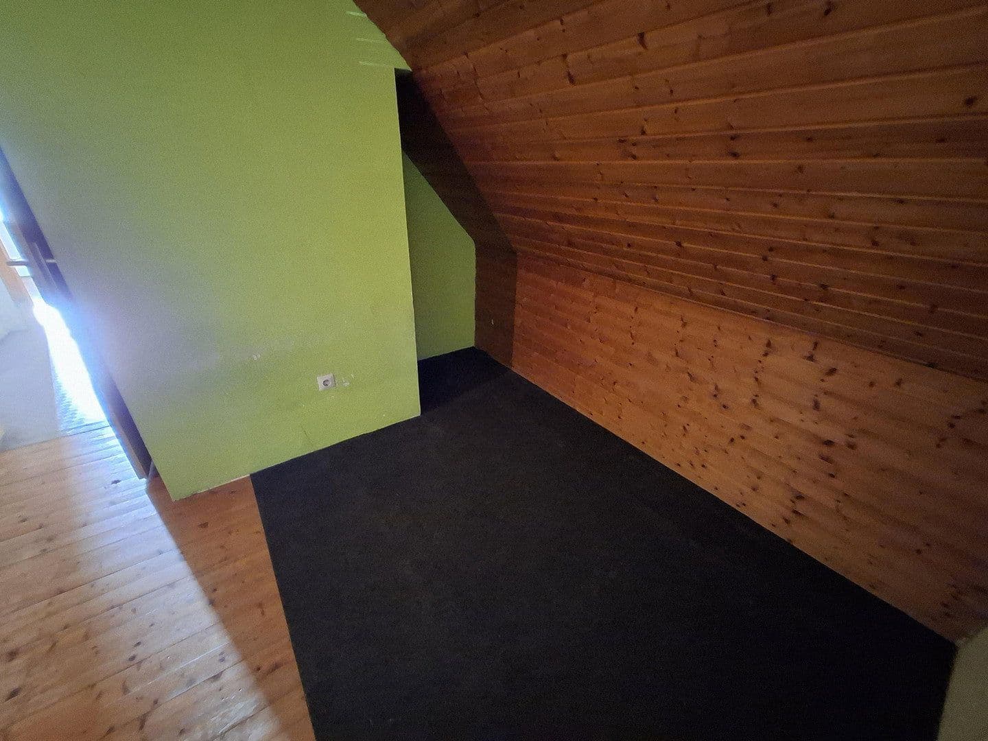 Predaj domu 100 m², pozemok 540 m², Nürnberg, Bavorsko Predaj domu 100 m², pozemok 540 m², Nürnberg, Bavorsko