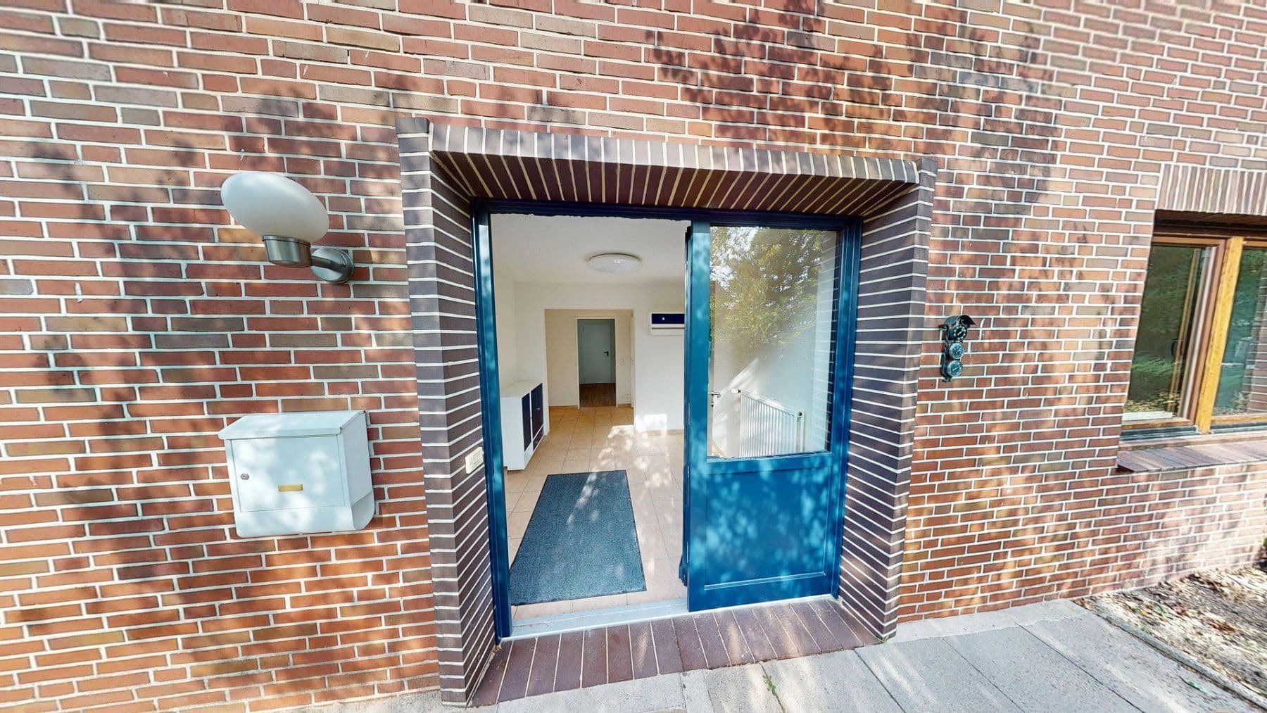 Predaj domu 160 m², pozemok 1.193 m², Seevetal, Dolné Sasko Predaj domu 160 m², pozemok 1.193 m², Seevetal, Dolné Sasko