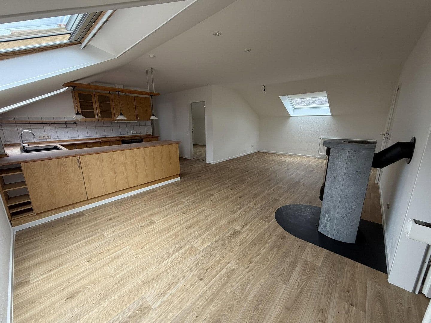 Predaj domu 160 m², pozemok 1.193 m², Seevetal, Dolné Sasko Predaj domu 160 m², pozemok 1.193 m², Seevetal, Dolné Sasko