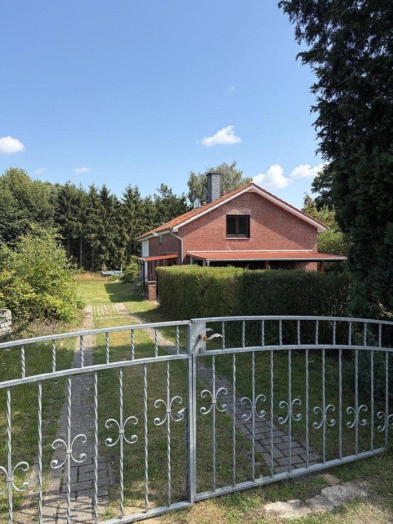 Predaj domu 160 m², pozemok 1.193 m², Seevetal, Dolné Sasko Predaj domu 160 m², pozemok 1.193 m², Seevetal, Dolné Sasko