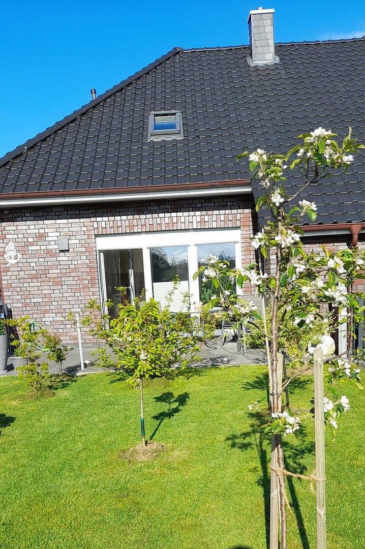 Predaj domu 100 m², pozemok 350 m², Hage, Dolné Sasko Predaj domu 100 m², pozemok 350 m², Hage, Dolné Sasko