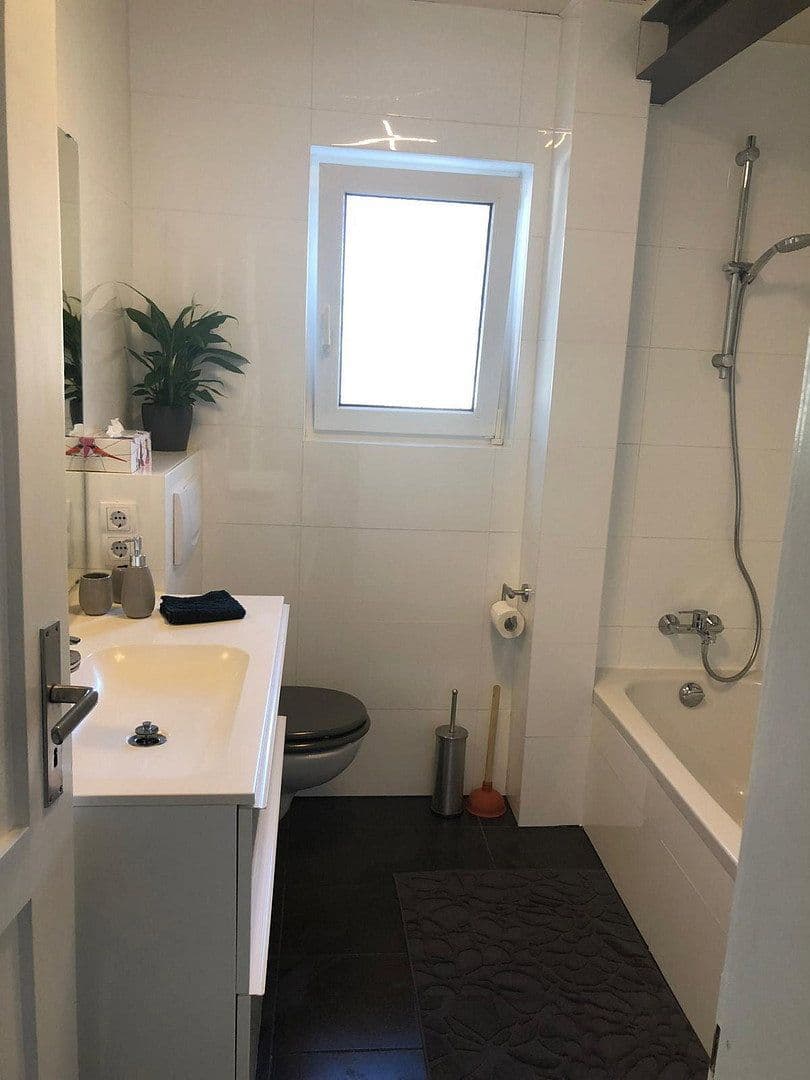 Predaj domu 378 m², pozemok 1.202 m², Otterberg, Porýnie-Falcko Predaj domu 378 m², pozemok 1.202 m², Otterberg, Porýnie-Falcko