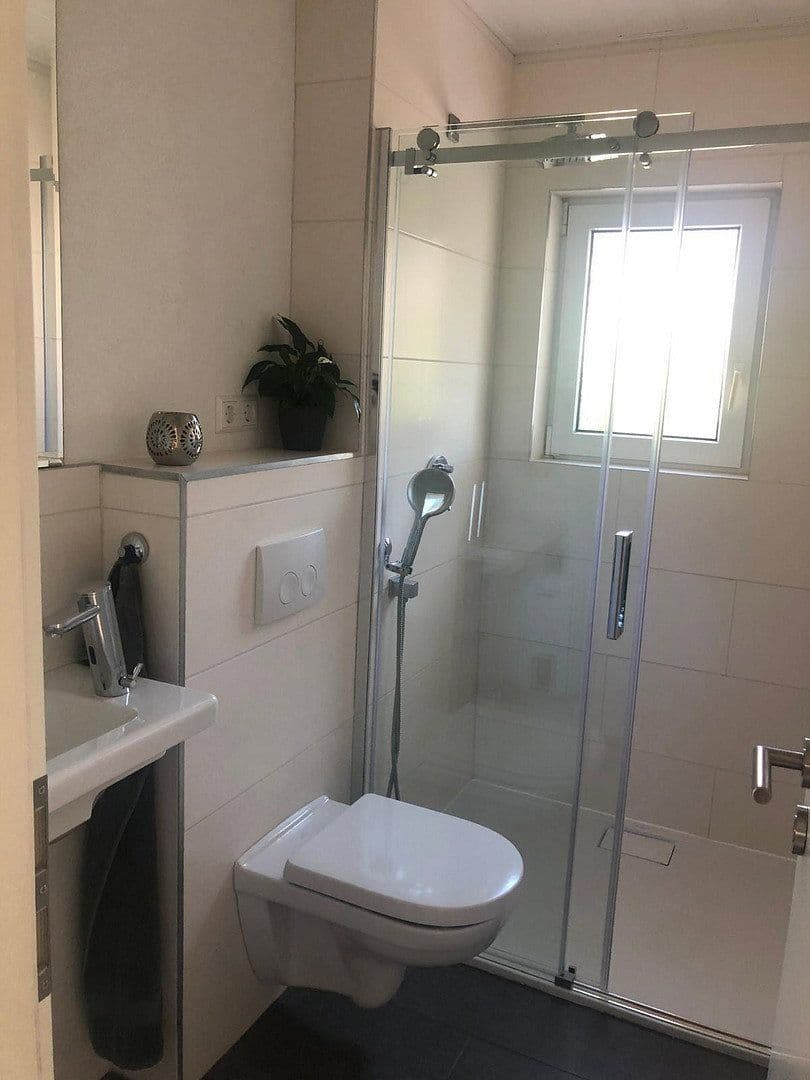 Predaj domu 378 m², pozemok 1.202 m², Otterberg, Porýnie-Falcko Predaj domu 378 m², pozemok 1.202 m², Otterberg, Porýnie-Falcko