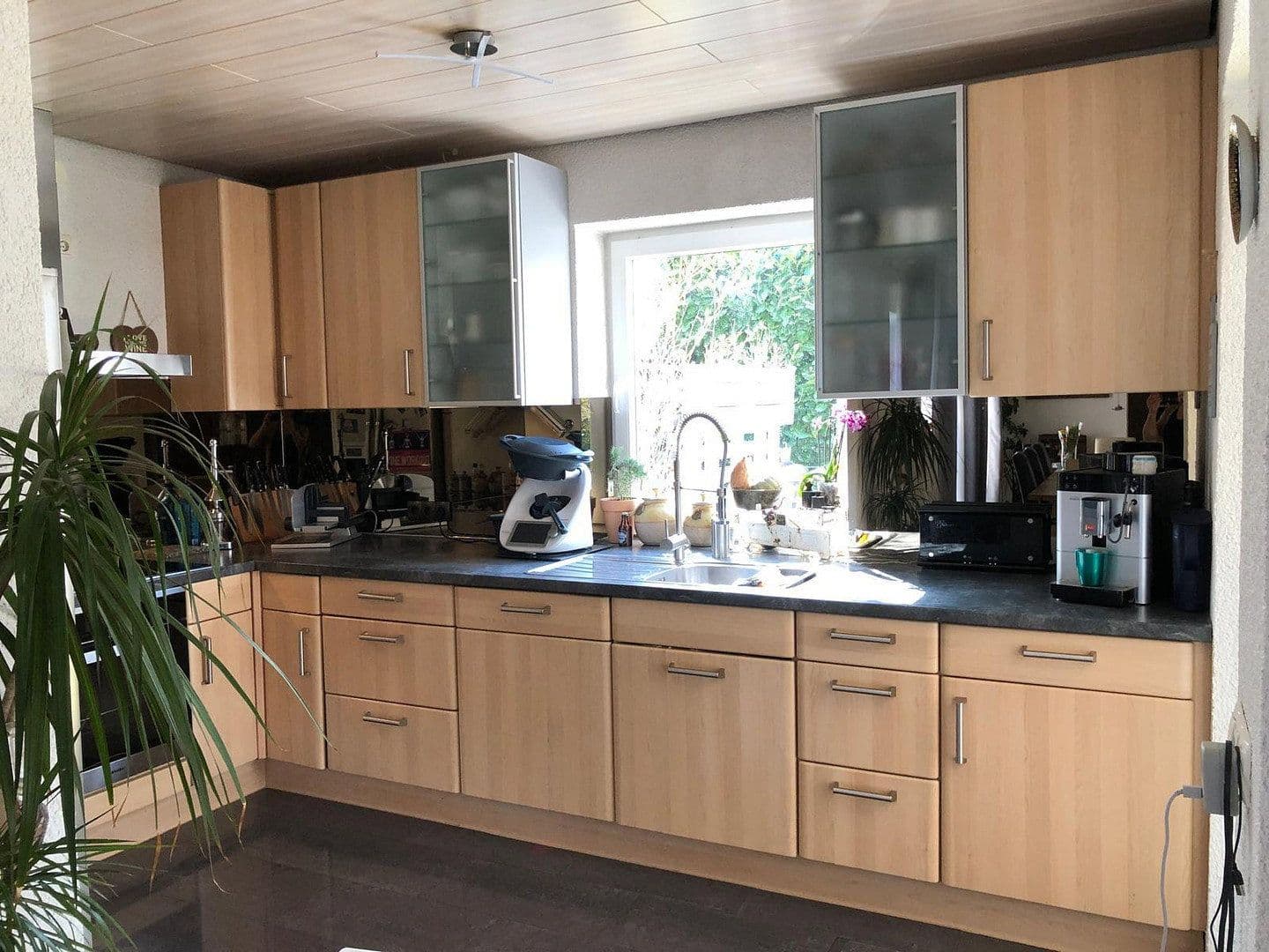 Predaj domu 378 m², pozemok 1.202 m², Otterberg, Porýnie-Falcko Predaj domu 378 m², pozemok 1.202 m², Otterberg, Porýnie-Falcko