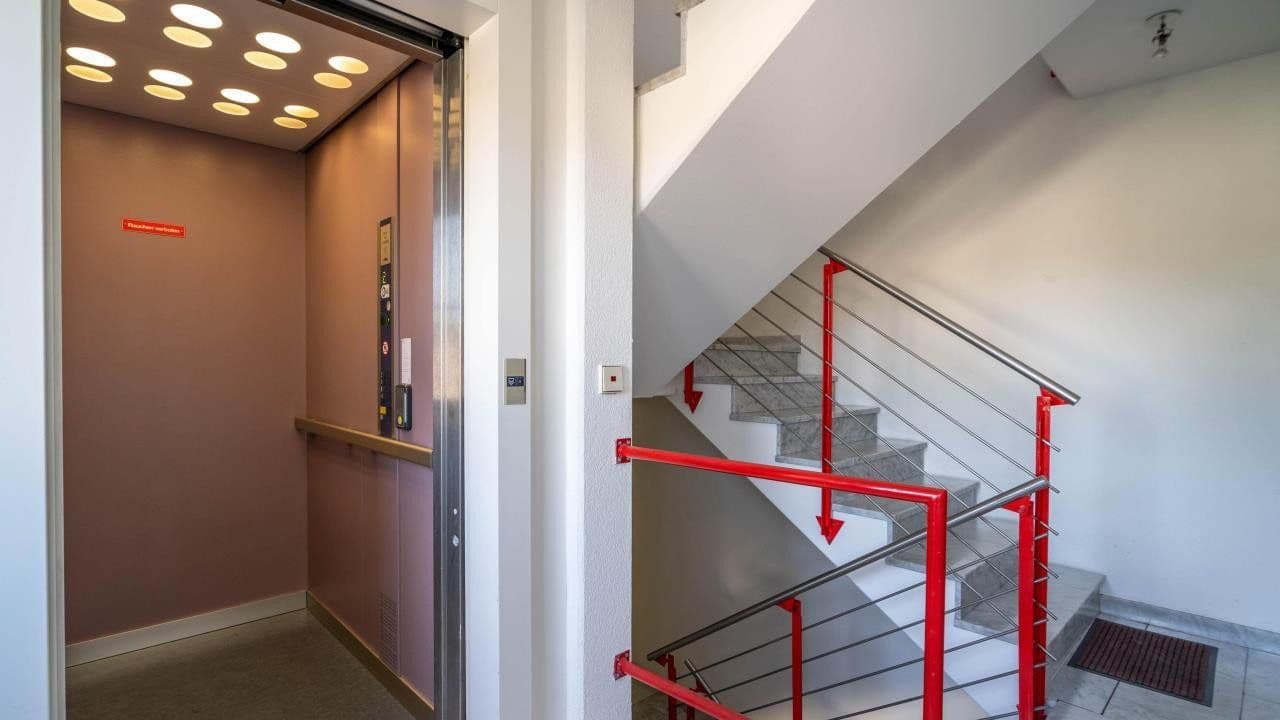 Prenájom bytu 1-izbový 45 m², Fürstenbergstrasse 96, Konstanz, Bádensko-Wurttembersko Prenájom bytu 1-izbový 45 m², Fürstenbergstrasse 96, Konstanz, Bádensko-Wurttembersko
