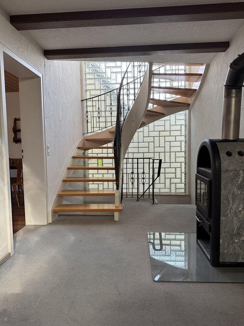 Prenájom domu 142 m², pozemok 232 m², Kohlweilerstr. 9, Albstadt, Bádensko-Wurttembersko Prenájom domu 142 m², pozemok 232 m², Kohlweilerstr. 9, Albstadt, Bádensko-Wurttembersko