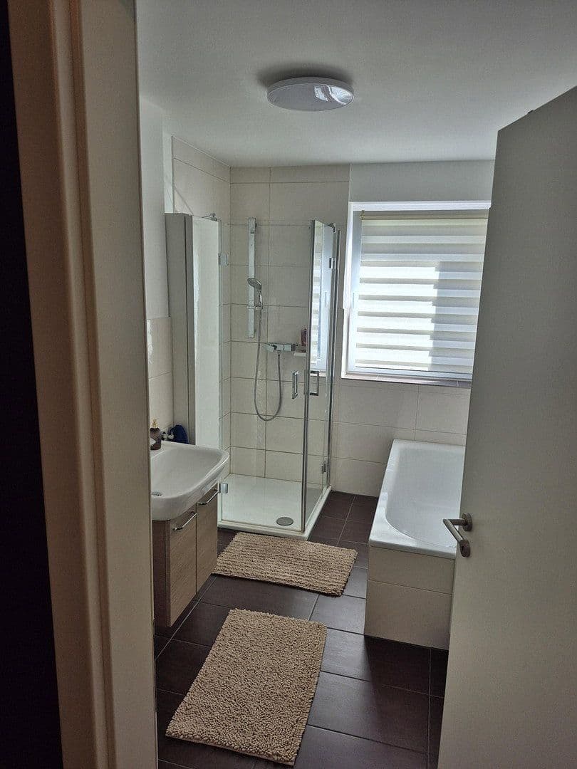 Predaj bytu 4-izbový 102 m², Troisdorf, Severné Porýnie - Westfálsko Predaj bytu 4-izbový 102 m², Troisdorf, Severné Porýnie - Westfálsko