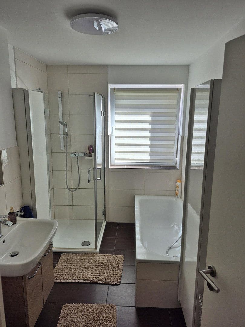 Predaj bytu 4-izbový 102 m², Troisdorf, Severné Porýnie - Westfálsko Predaj bytu 4-izbový 102 m², Troisdorf, Severné Porýnie - Westfálsko