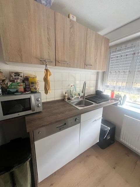 Prenájom bytu 2-izbový 65 m², Kehl, Bádensko-Wurttembersko Prenájom bytu 2-izbový 65 m², Kehl, Bádensko-Wurttembersko
