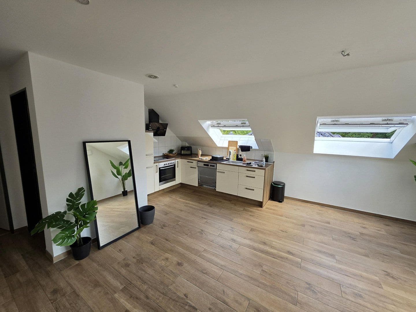 Prenájom bytu 3-izbový 63 m², Norderstedt, Šlezvicko-Holštajnsko Prenájom bytu 3-izbový 63 m², Norderstedt, Šlezvicko-Holštajnsko
