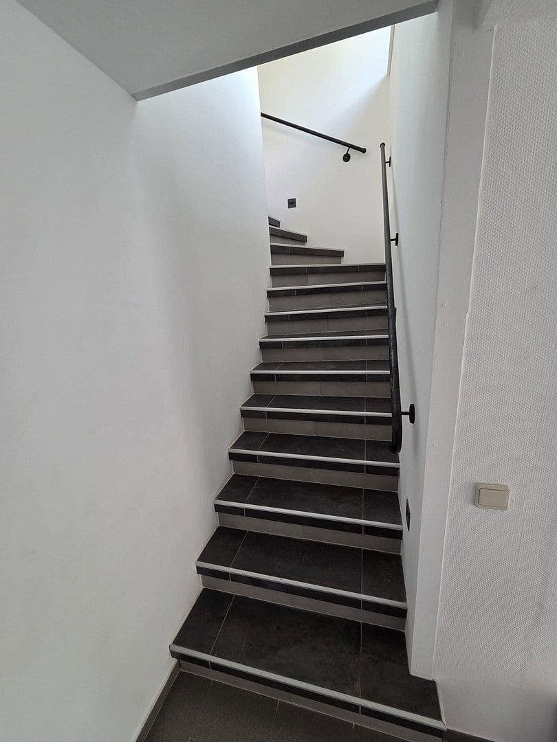 Prenájom bytu 3-izbový 115 m², Verdenerstr 17, Thedinghausen, Dolné Sasko Prenájom bytu 3-izbový 115 m², Verdenerstr 17, Thedinghausen, Dolné Sasko