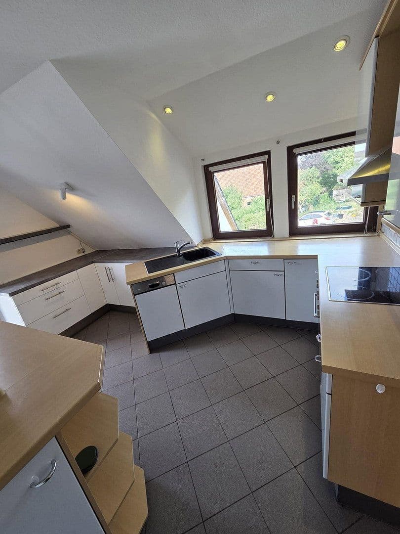 Prenájom bytu 3-izbový 115 m², Verdenerstr 17, Thedinghausen, Dolné Sasko Prenájom bytu 3-izbový 115 m², Verdenerstr 17, Thedinghausen, Dolné Sasko