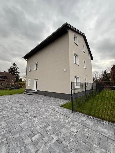 Prenájom bytu 3-izbový 83 m², Bremer Str 53, Berlin, Berlín Prenájom bytu 3-izbový 83 m², Bremer Str 53, Berlin, Berlín