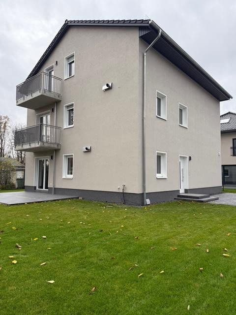 Prenájom bytu 3-izbový 83 m², Bremer Str 53, Berlin, Berlín Prenájom bytu 3-izbový 83 m², Bremer Str 53, Berlin, Berlín