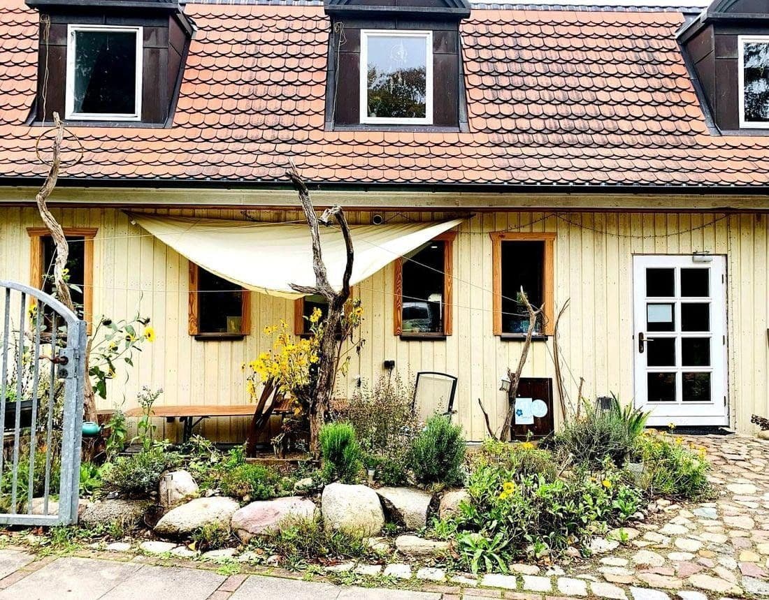 Predaj domu 1.007 m², pozemok 74.904 m², Buchenhain 32, Boitzenburger Land, Brandenbursko Predaj domu 1.007 m², pozemok 74.904 m², Buchenhain 32, Boitzenburger Land, Brandenbursko