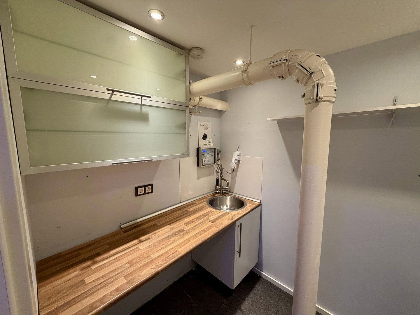 Predaj bytu 4-izbový 108 m², Köln, Severné Porýnie - Westfálsko Predaj bytu 4-izbový 108 m², Köln, Severné Porýnie - Westfálsko